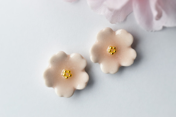 アンデルヨン　桜イヤリング 桜の耳飾り | アンデルヨン