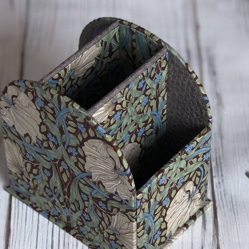 リモコンスタンド＜カルトナージュ＞ウィリアムモリス ピンパネル