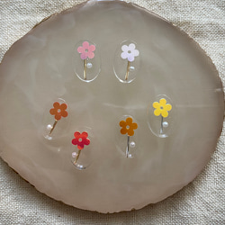 シンプルお花のオーバルピアス~3type~ 1枚目の画像