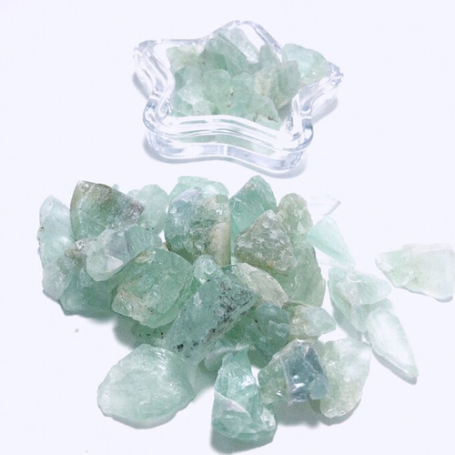 浮気封じ✨ エメラルド タンブル 原石 天然石 東洋占星術師の娘  