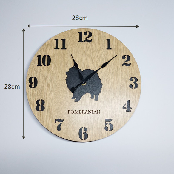 【名入れ・文字入れ無料】 ダックスフンド 壁掛け丸時計 ベージュ木目 静音時計 7枚目の画像