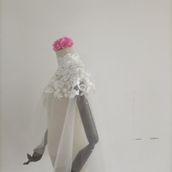 エレガント トップス ケープ風ボレロ　ウエディングドレス 咲き誇る透け花レース くるみボタン　 4枚目の画像
