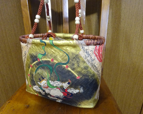 一閑張り　一閑張りバッグ　風神雷神　古文書　和紙　竹籠　籠バッグ　着物　月　寿 一閑張り 一閑張りバッグ 風神雷神 古文書 和紙 竹籠 籠バッグ