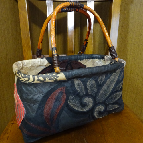 一閑張りバック シック 黒地 古文書 柿渋 かごバッグ ミモザ子 通販