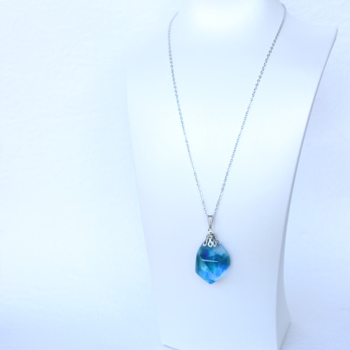 海の宝石 琉球ガラス ネックレス ペンダント 琉球ガラス]沖縄産 海の宝石2 琉球ガラス 海 ネックレス