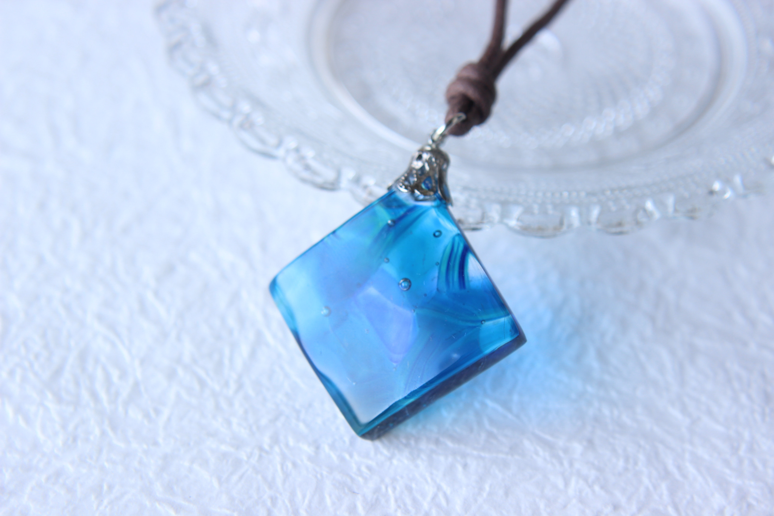 【海のカケラ】～海底の宝石～ガラスの鉱石ピアス&イヤリング