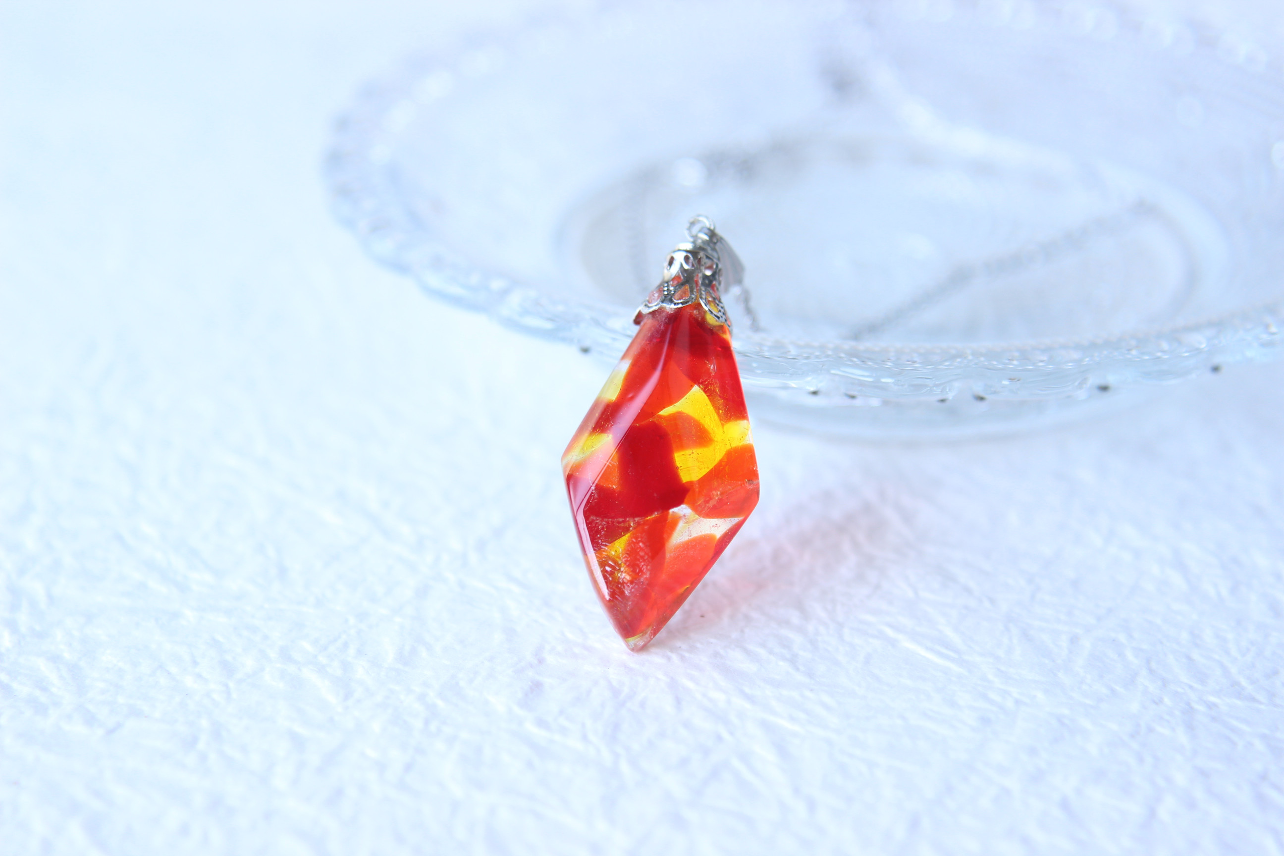 【太陽】～ガラスの鉱石 チェーンネックレス