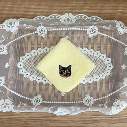 春の新作♡猫さん刺繍の幸せの黄色い泉州ハンカチ 7枚目の画像