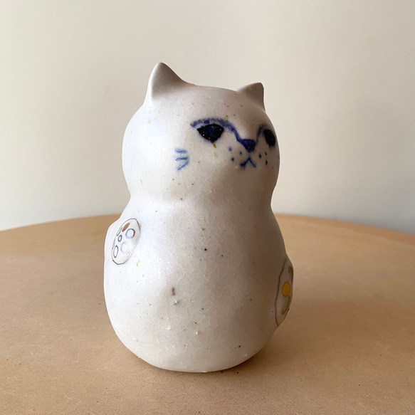 れんこん猫いちりんざし(ブルーアイ)【花器】【花びん】 4枚目の画像