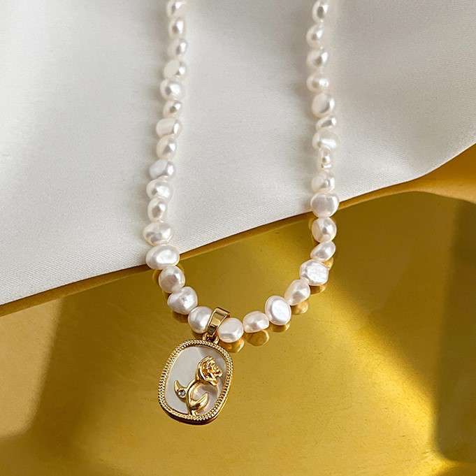 淡水パールのネックレス　淡水真珠　淡水パール　真珠　白蝶貝殻　薔薇　6月の誕生石 夏の誕生石2024　夏の誕生花2024