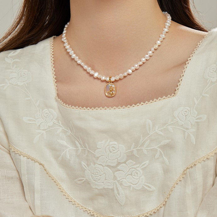 淡水パールのネックレス　淡水真珠　淡水パール　真珠　白蝶貝殻　薔薇　6月の誕生石 夏の誕生石2024　夏の誕生花2024