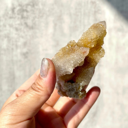 南アフリカ産【ホワイトカクタスクォーツ】（107g）鉱物 天然石 精霊水晶 8枚目の画像