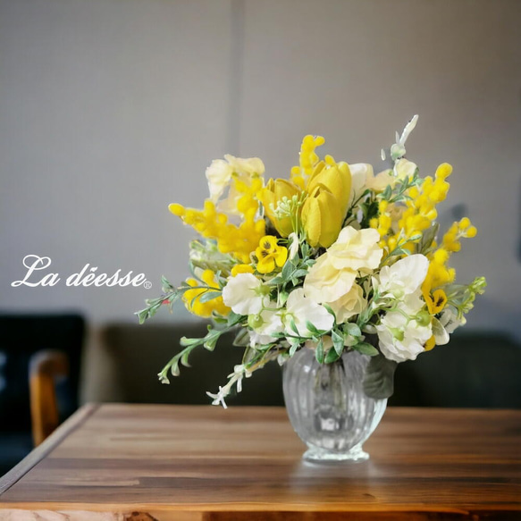 幸せ感じる黄色のお花いっぱい_ミモザチューリップ綺麗に咲き続けるウォーターアレンジ【Creema限定】 6枚目の画像