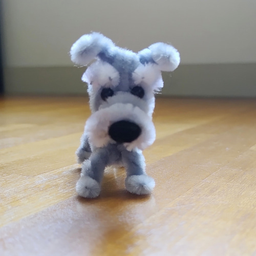 モールアート ミニチュア【犬】モールで作ったカゴに入った