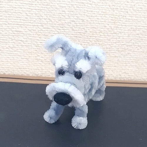 モールアート ミニチュア【犬】モールで作ったシュナウザーさん