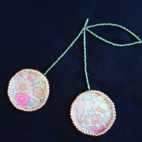 レッスンバッグ さくらんぼ 刺繍 ネイビー リバティ チェリー