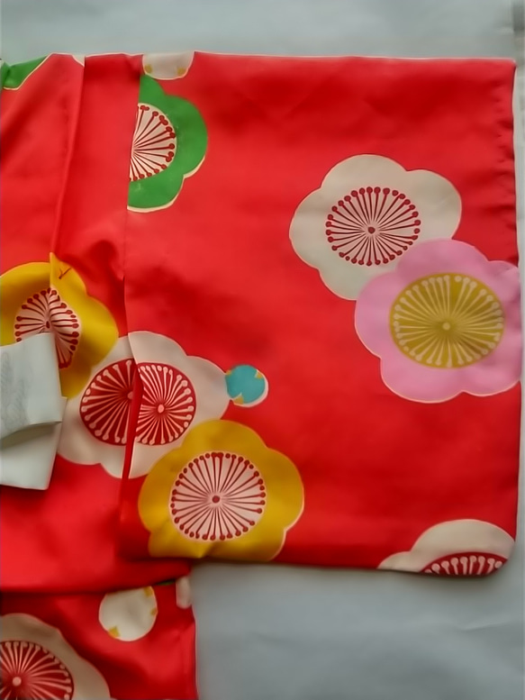 赤ちゃん着物セット（正絹着物と正絹総絞りの被布） 12枚目の画像