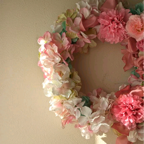 ずっときれいなふわふわピンク！紫陽花とカーネーションにフランス