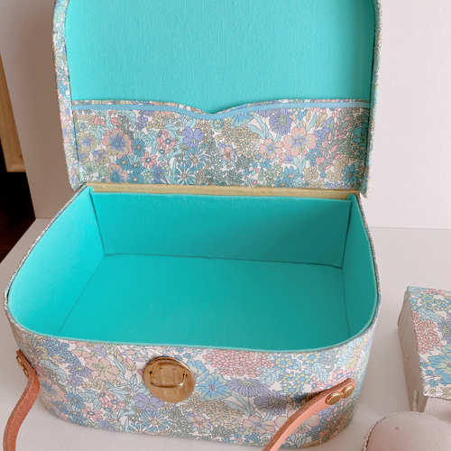 リバティ、トランクLサイズ、カルトナージュ その他インテリア雑貨