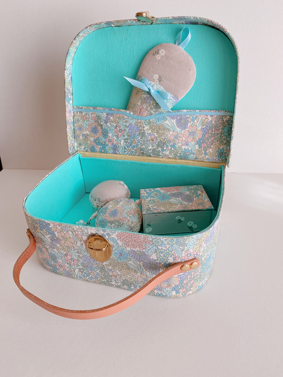 リバティ、トランクLサイズ、カルトナージュ その他インテリア雑貨