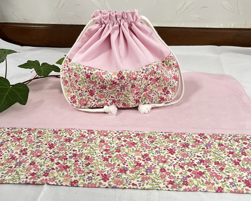 お弁当袋とランチョンマットのセット(ピンク花柄) 弁当袋 petit-monet