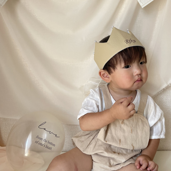 《シンプルクラウン》ベージュ　ベビークラウン　バースデークラウン　ハーフバースデー　出産祝い　 4枚目の画像