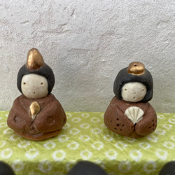 手作り器 とぼねるの「陶器のお雛様 段飾り」 3枚目の画像