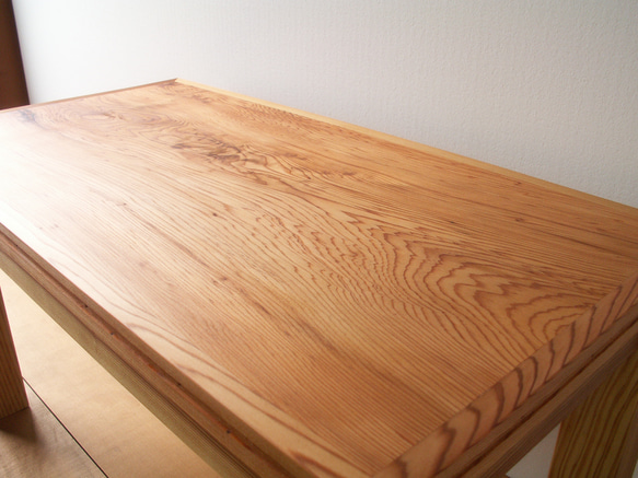 ●屋久杉・他　木目の美しいローテーブル　机　ローボード　テレビ台　K１４２ 5枚目の画像