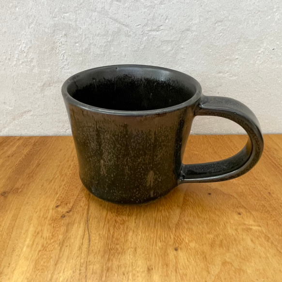 手づくり器　とぼねる ⇒ 渋い黒のコーヒーカップ 2枚目の画像