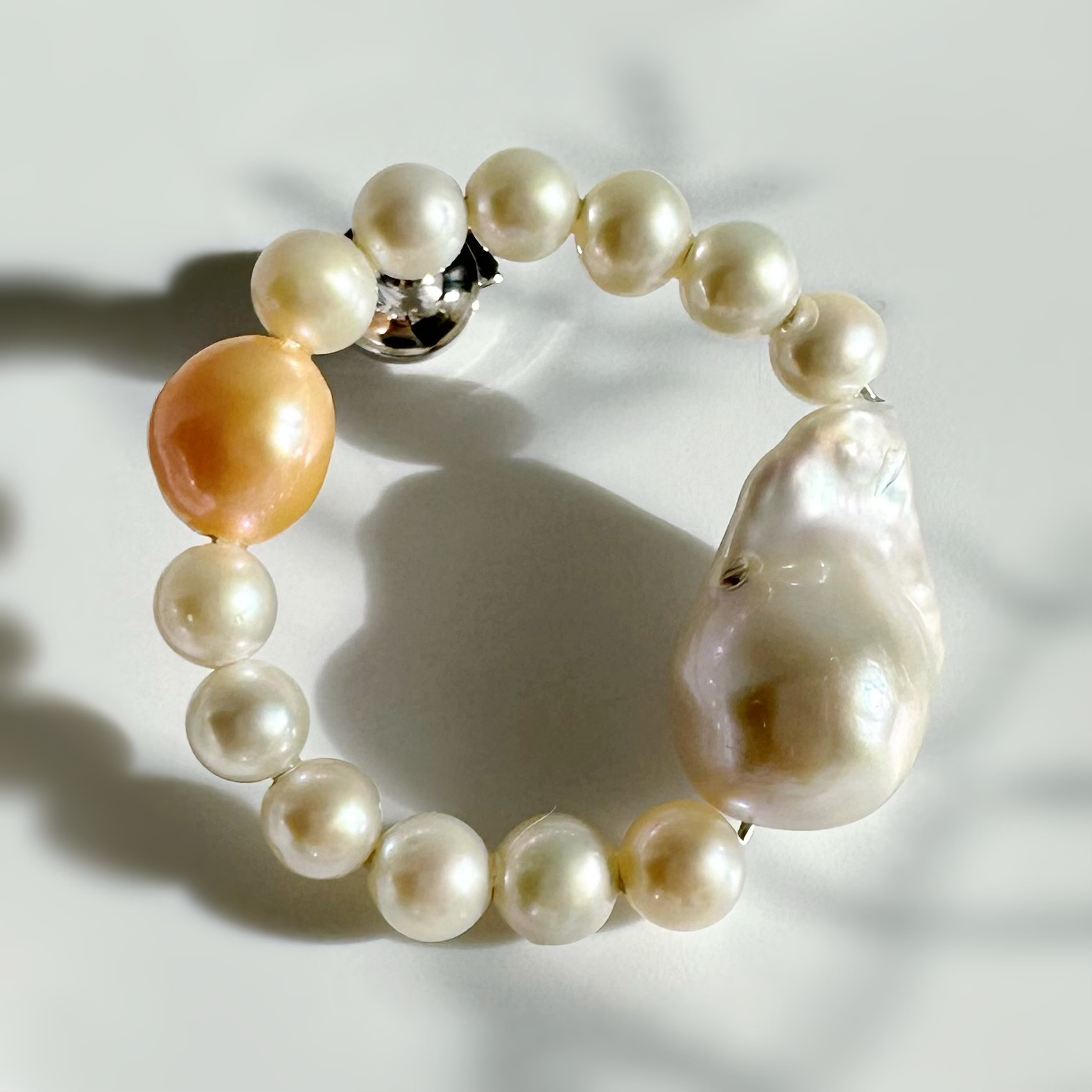 バロックパール　サークル　ピン　ブローチ　ピンク