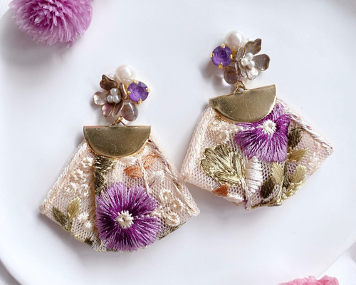 AiLE リボン刺繍　マットフラワーイヤリング AiLE リボン刺繍 マットフラワーイヤリング