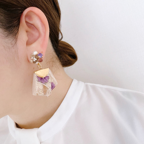purple flower & インド刺繍リボン イヤリング／ピアス イヤリング