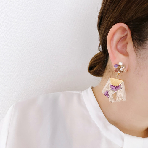 紫　花　ビジュー　ボタン　刺繍リボン　イヤリング　ピアス　ヴィンテージ　赤 Amazon.co.jp: 紫 花 ビジュー ボタン 刺繍リボン イヤリング ピアス