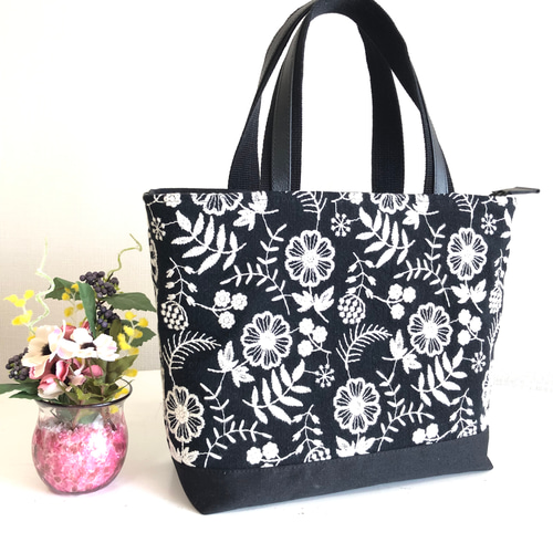 あおりトートバック 黒系刺繡 トートバッグ tumugi 通販 17165055  