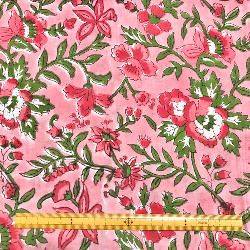 50cm単位】ピンクレッドフラワー インド ハンドブロックプリント生地