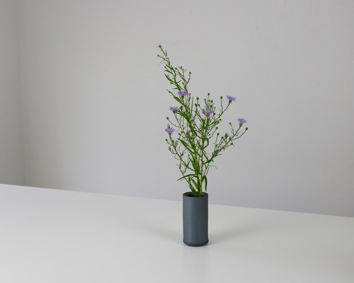 花瓶　生花 みずみずしい泡のラインのガラスの一輪挿し✴︎blue✴︎ 花瓶