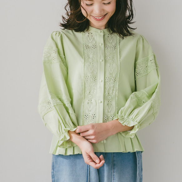 限定色「春色」ペールグリーン　Cotton　lace　balloonsleeve　blouse 1枚目の画像