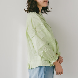 限定色「春色」ペールグリーン　Cotton　lace　balloonsleeve　blouse 2枚目の画像