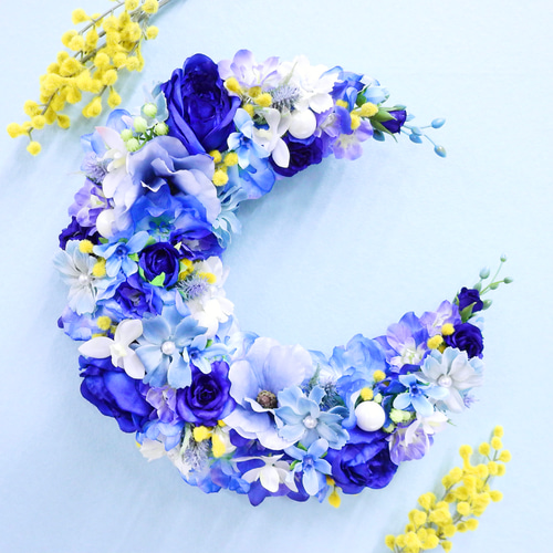 三日月ブルー爽やかリース 三日月ブルー爽やかリース