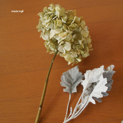 ドライフラワー　ユーカリ 　アジサイ 　シロタエギク　ノイバラの実　シャビー　アンティーク　花材　材料 3枚目の画像