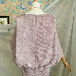 着物リメイク　総絞り　ダークなピンク　ケープスリーブドレス　ハンドメイド 6枚目の画像