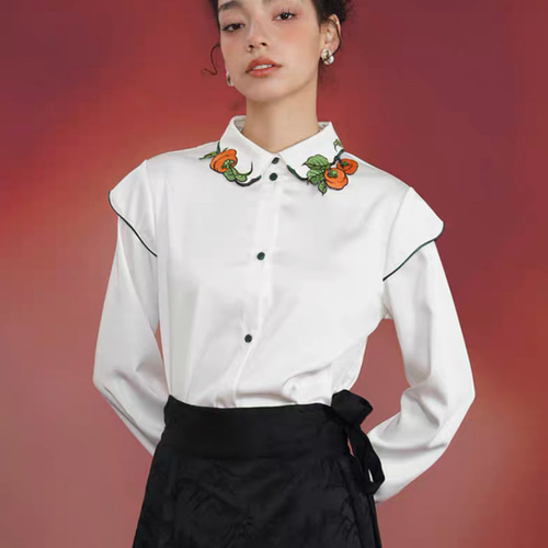 アンティーク調 刺繍襟がアックセント 長袖ブラウス【秋春】白