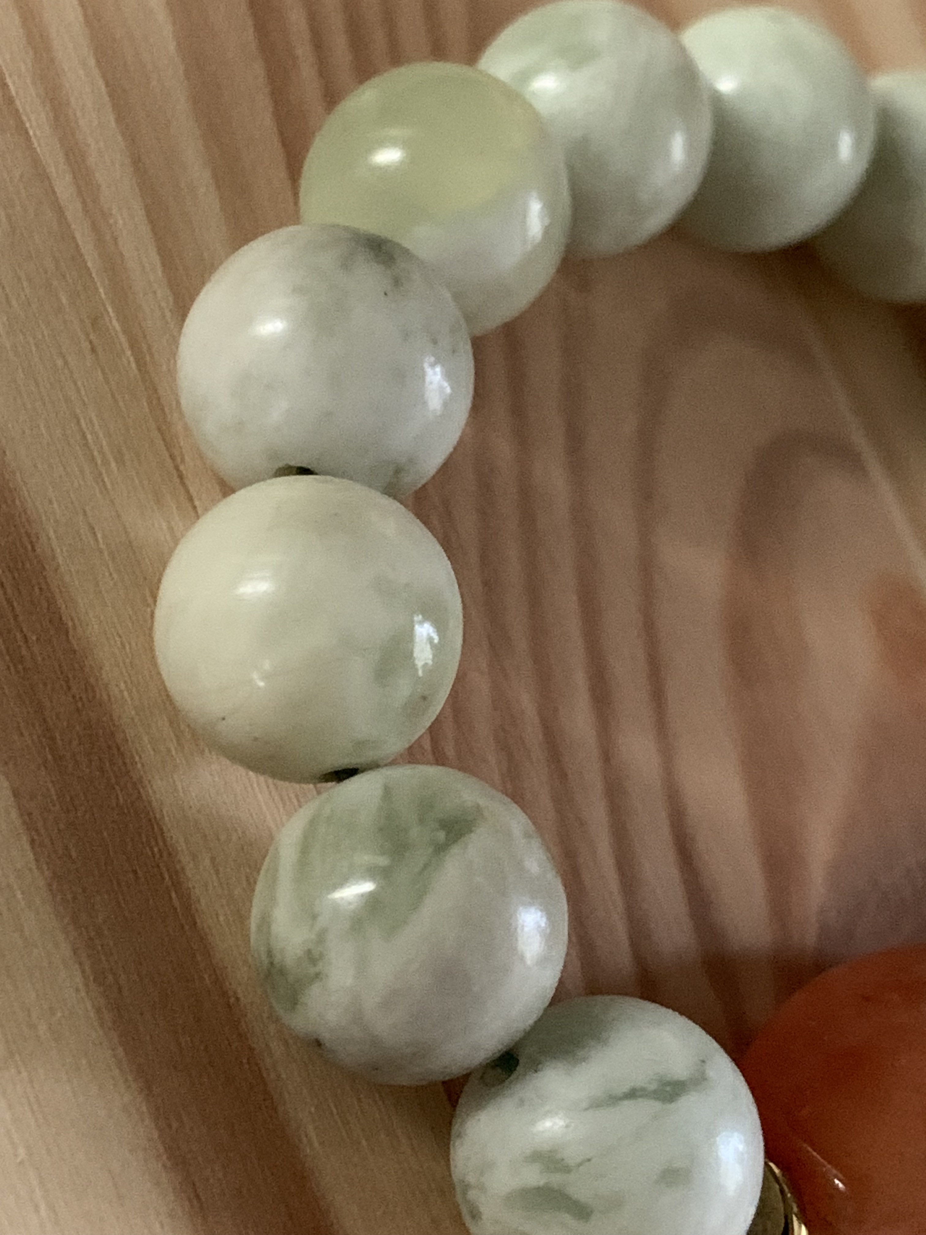 チベタンビンテージ瑪瑙珠と中国ギョクのブレスレット