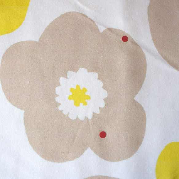 B品【145×90cm】スムースニット生地（オーガニックコットン）poppy - big（yellow & beige） 9枚目の画像