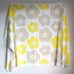 B品【145×90cm】スムースニット生地（オーガニックコットン）poppy - big（yellow & beige） 2枚目の画像