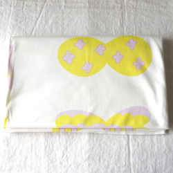 【143×87cm】スムースニット生地（オーガニックコットン）candy butterfly-big：yellow 1枚目の画像