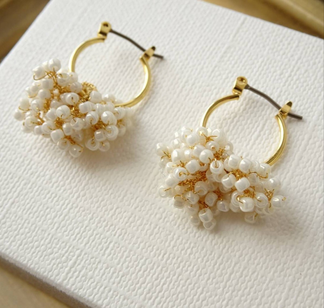 127 ］つぶつぶビーズ 程よかっ ハンドメイド ピアス イヤリング