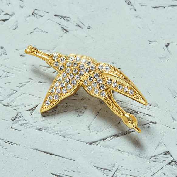 ブローチ 鶴 ブローチ SHIINA FACTORY 通販 17167643｜Creema(クリーマ)