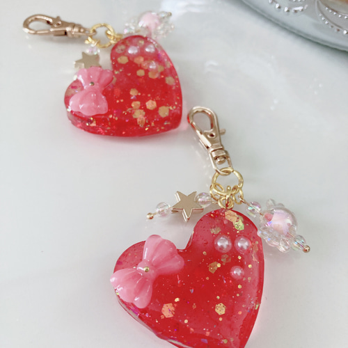 推しカラー カラフルハートのキーホルダー レジン その他携帯