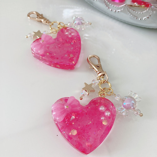 推しカラー カラフルハートのキーホルダー レジン その他携帯